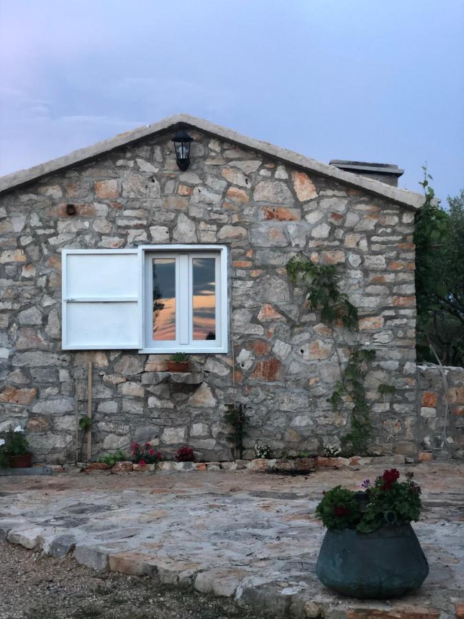 Cottage Rugonj Stari Grad  Exterior foto
